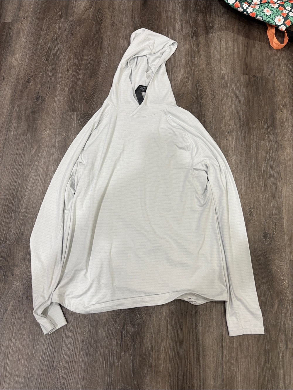 lululemon athletica light gray hooded pullover